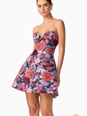 elliatt delphine red & pink tulip floral jacquard sweetheart mini dress small